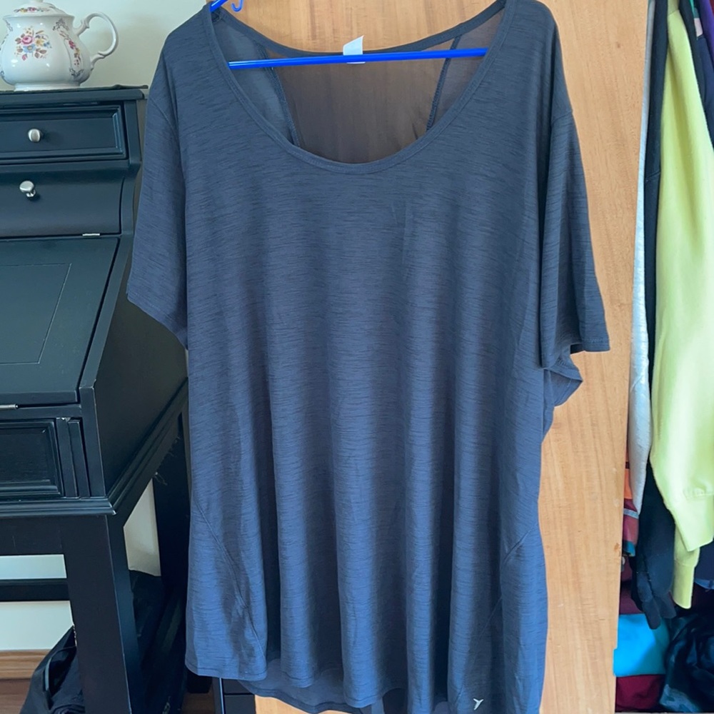 Old navy active tee
